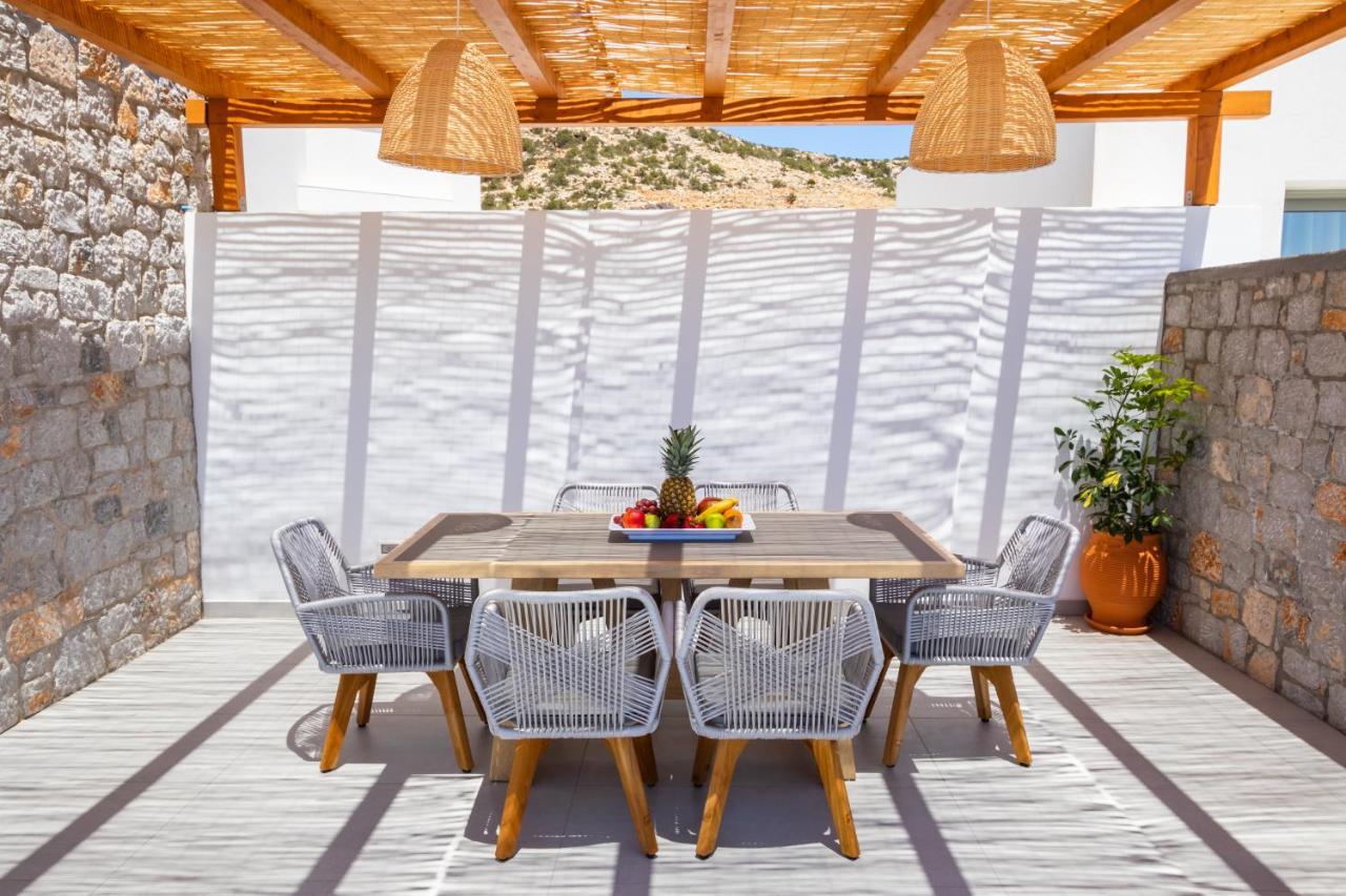 Aros Luxury Villas Lakki  Екстер'єр фото