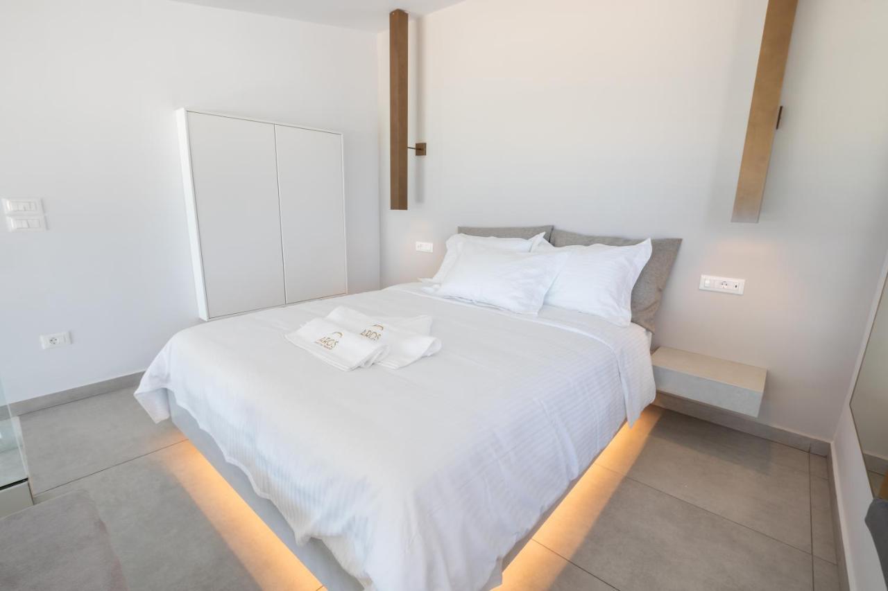 Aros Luxury Villas Lakki  Екстер'єр фото