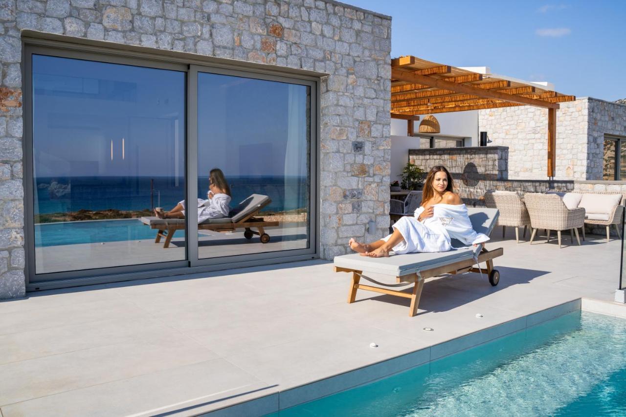 Aros Luxury Villas Lakki  Екстер'єр фото